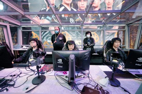 iG意外出局 英雄联盟总决赛精彩纷呈